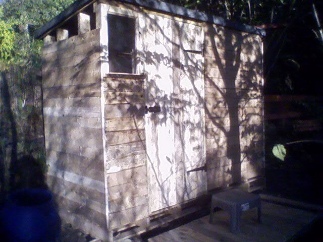The almost complete shed.