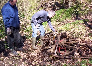 Paul adds the air pipe to make sure there is air supplied.